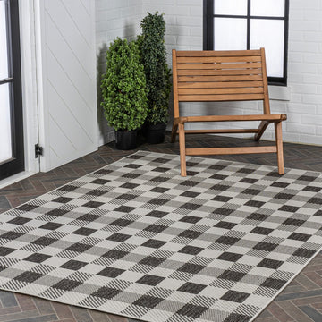Darcy Traditional Geometric Bold Gingham Area Rug